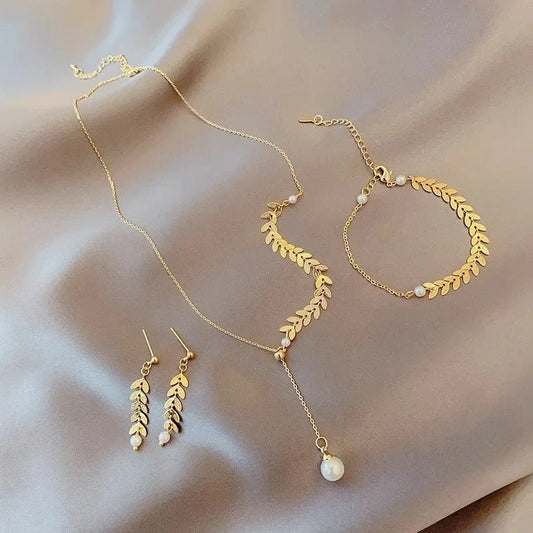 Golden jewelry set Homzystore